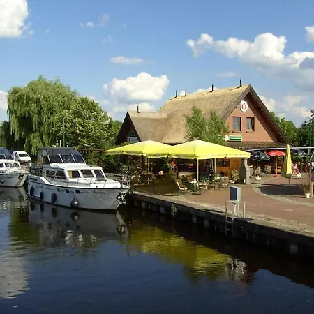 Comfortable House Near Kummerow * Neukalen